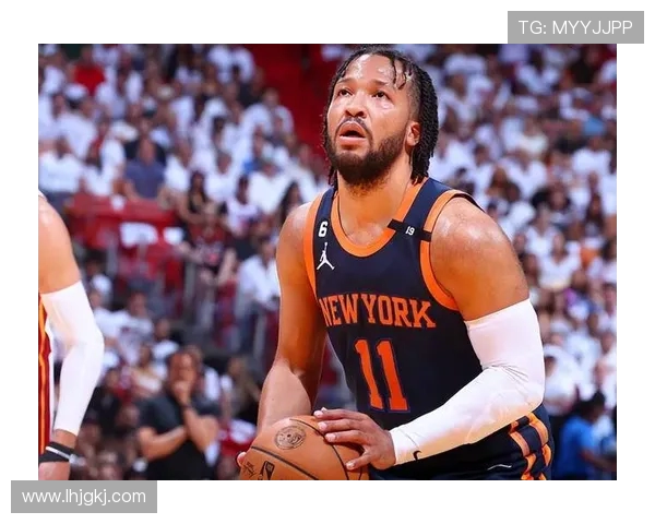 杰伦布伦森率领球队再度崛起展现核心领袖风采引领新赛季传奇篇章