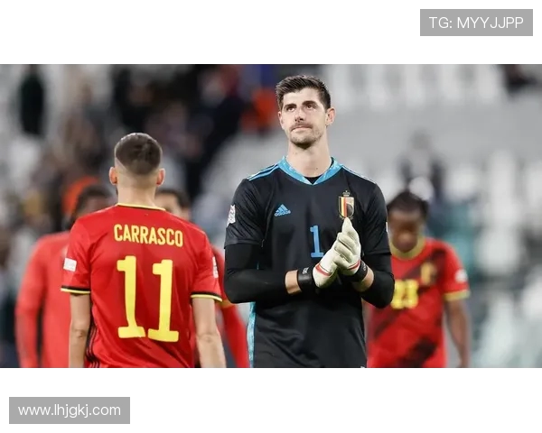 蒂博·库尔图瓦：从比利时天才门将到全球足坛巨星的成长之路