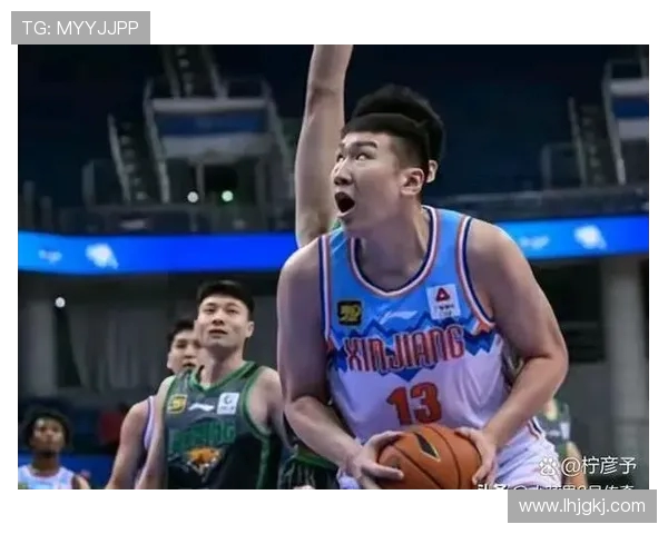 聚焦篮球运动员成长历程与赛场拼搏精神的全面深度解析魅力展现之路