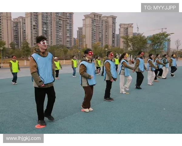 CSGO战术分析：深入探讨JDG团队节奏与策略的完美结合