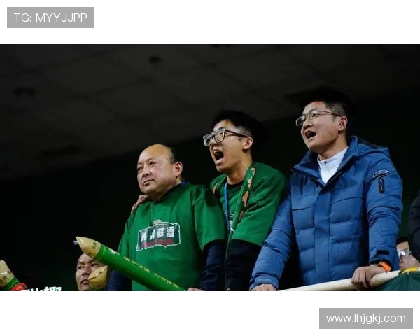 南京篮球队意识争议引发热议球迷对战术与团队协作的不同看法