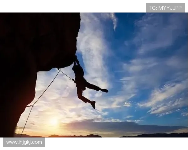 深圳攀岩队的逆袭之旅:从初学者到高手的奋斗与成长纪实 深圳攀岩队的逆袭之旅:从初学者到高手的奋斗与成长纪实